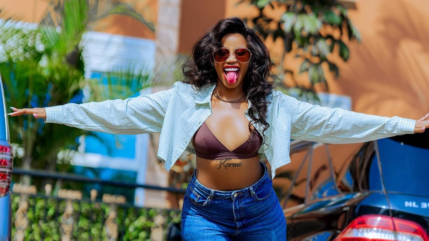 karaoke-paka-mu-goloofa:-sheebah-celebrates-5-year-milestone-in-munyonyo-mansion