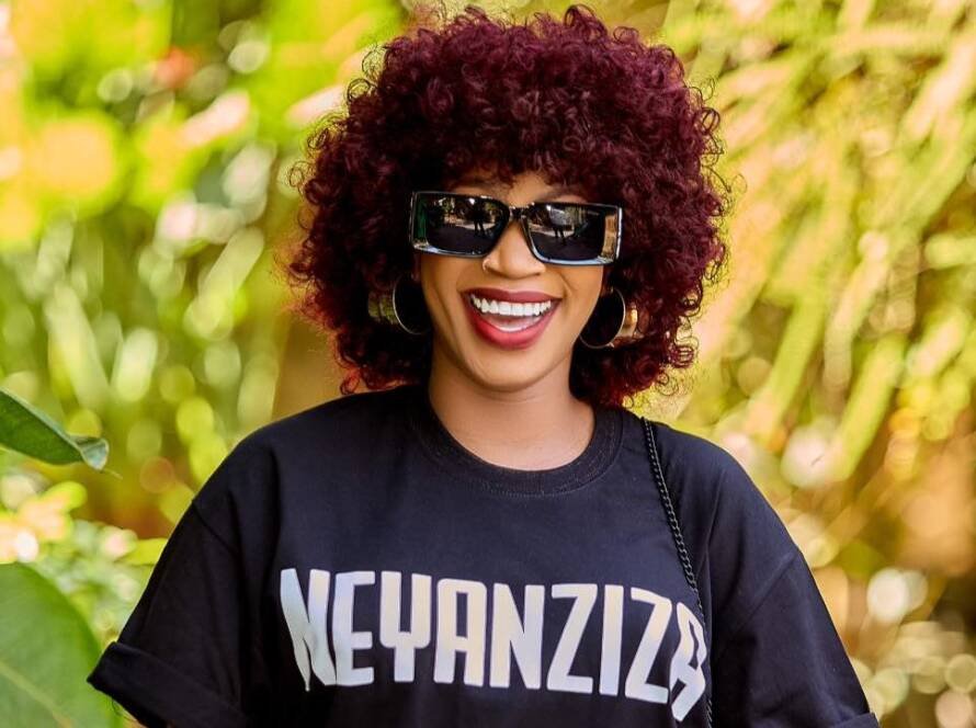 sheebah-flies-out-of-the-country,-to-spend-months-in-the-diaspora