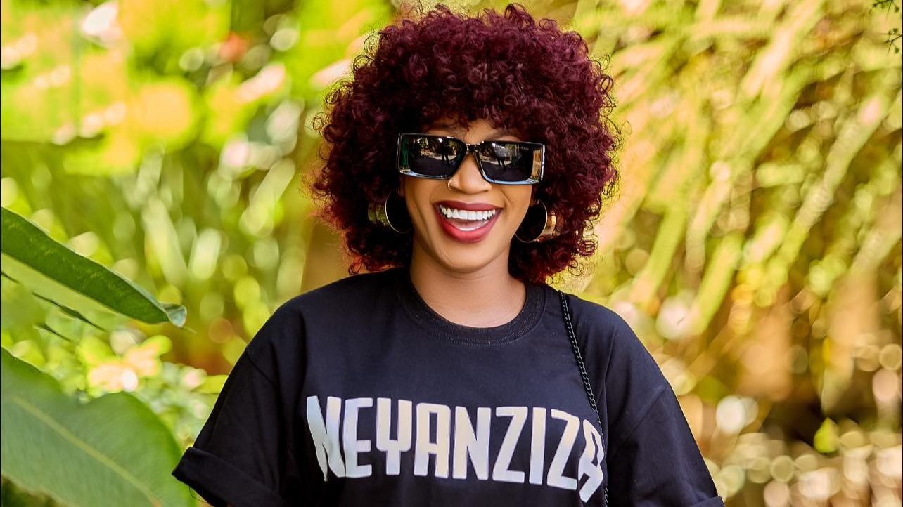 sheebah-flies-out-of-the-country,-to-spend-months-in-the-diaspora