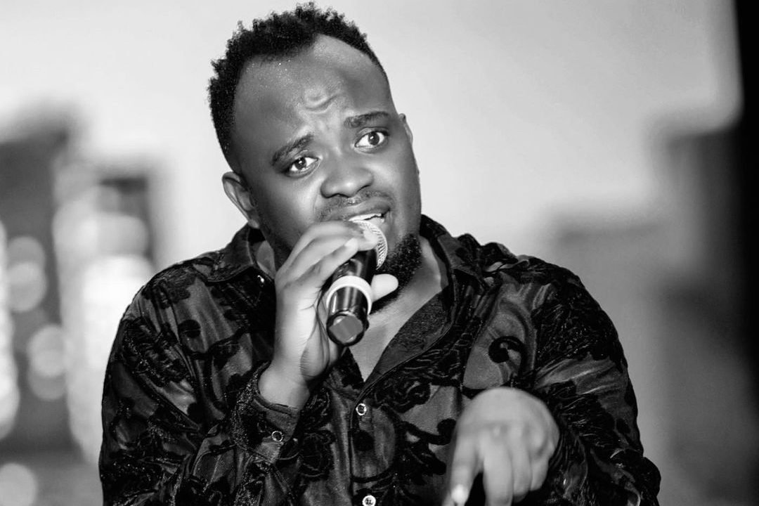 david-lutalo’s-embarrassing-moment:-a-fan-poured-alcohol-on-him-before-performance